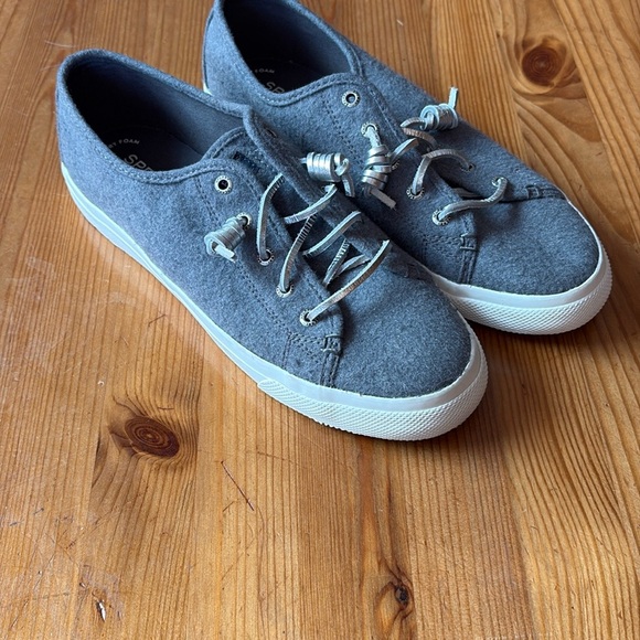 Sperry Gray Women's lace up Flats - Picture 2 of 11